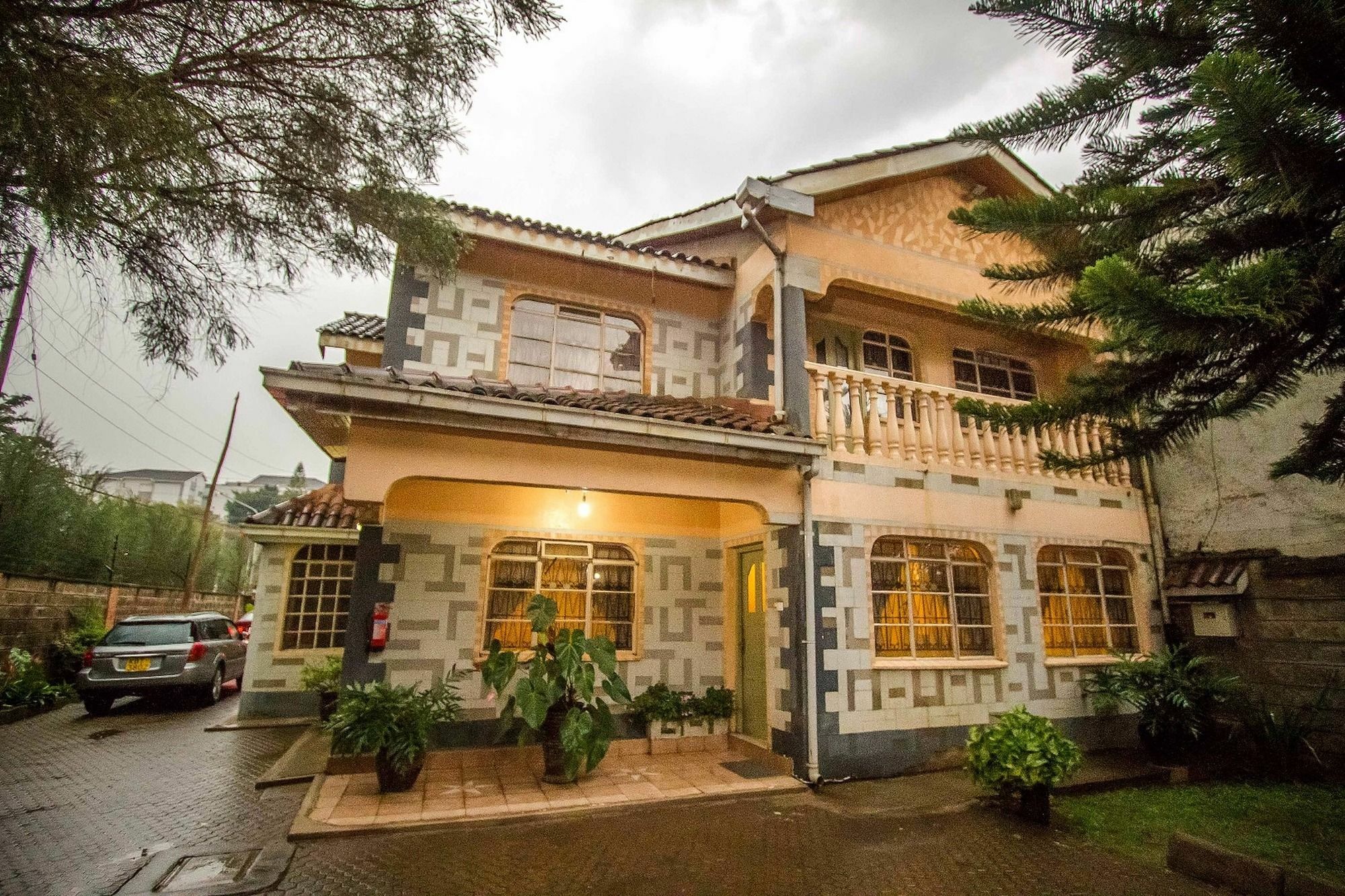 Magnolia Pine Bed & Breakfast 奈洛比 外观 照片